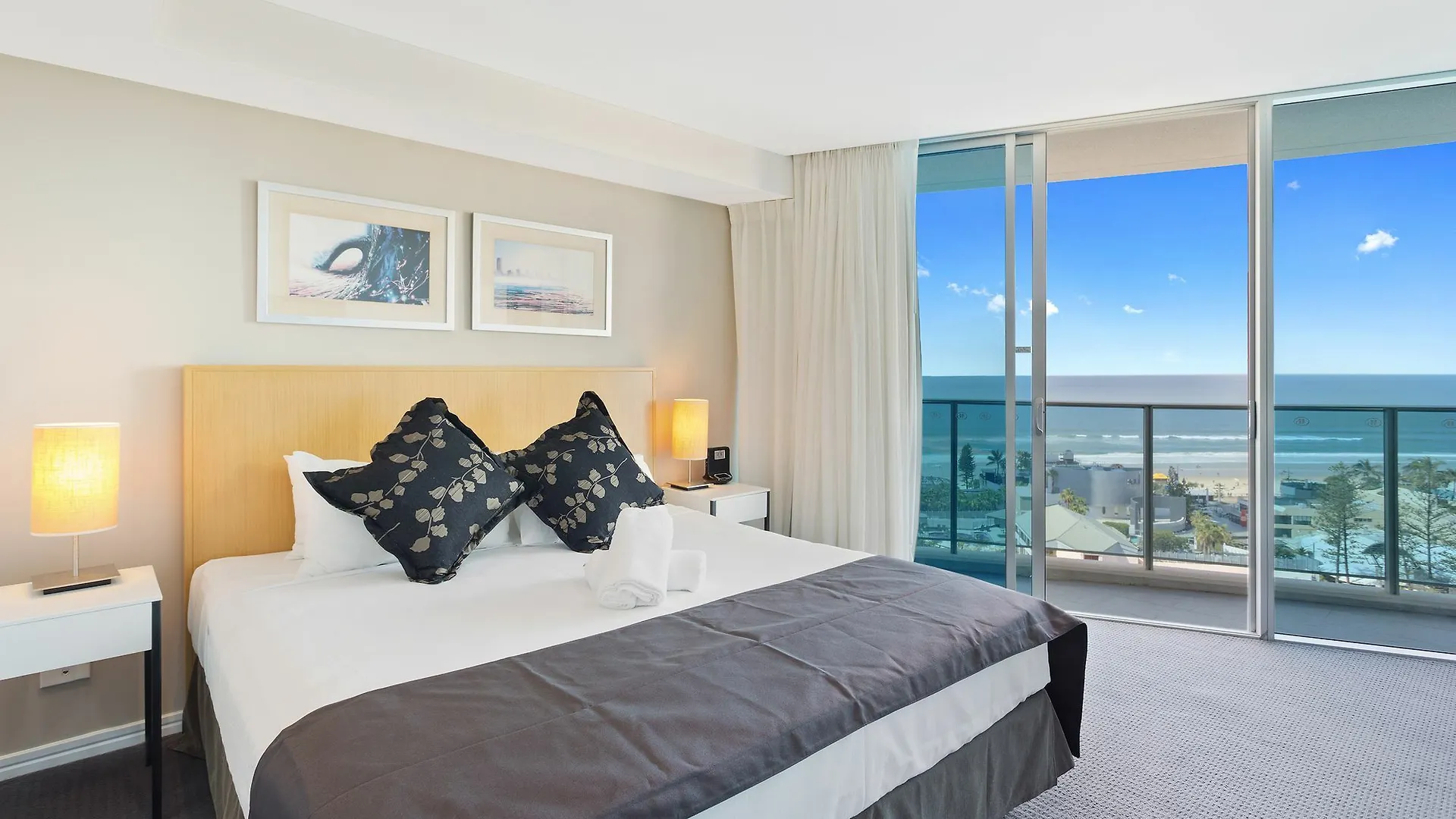 Luxury Hotel With Ocean View In Surfers Paradise Gold Coast 5*,  Australia